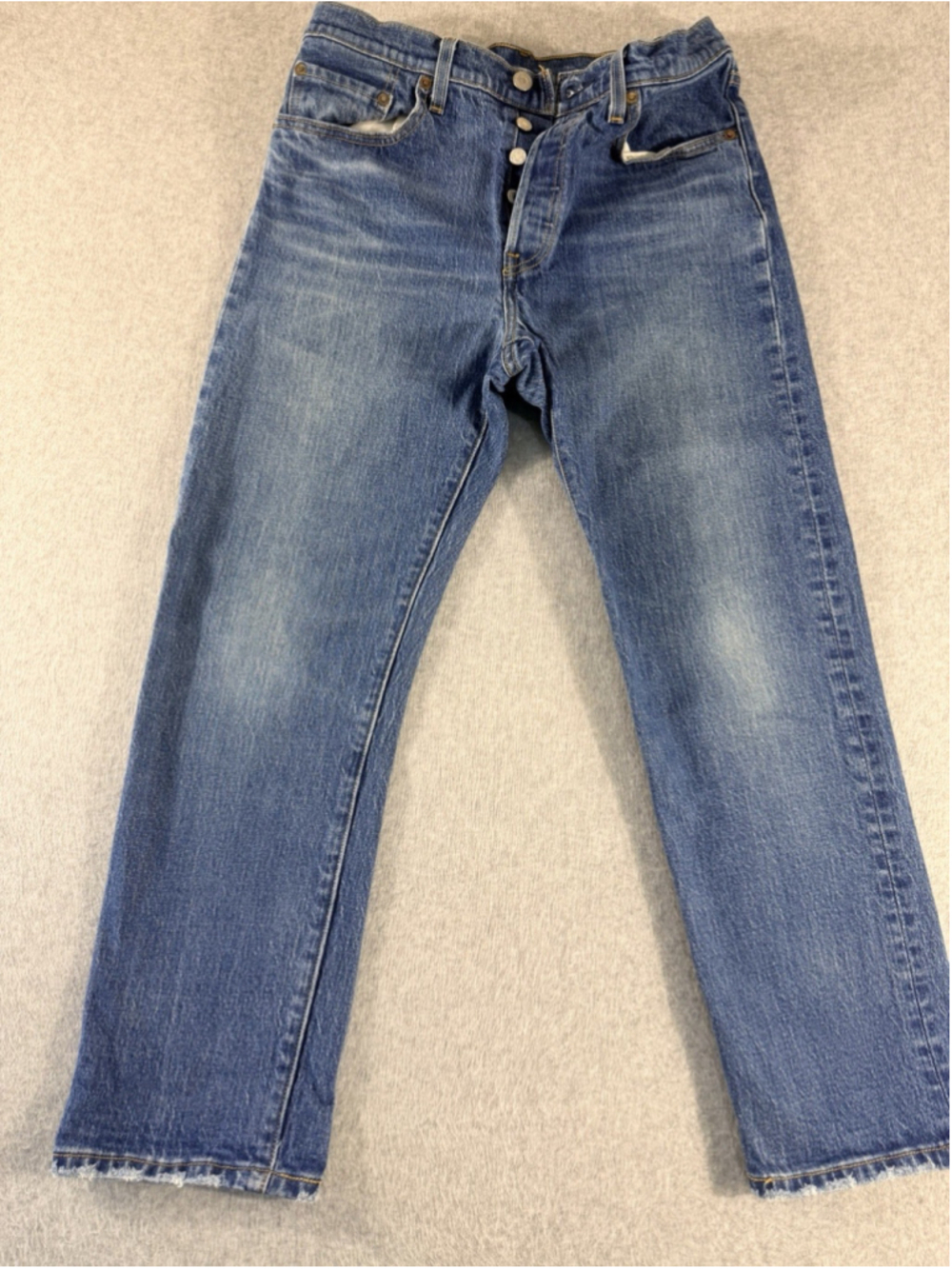 Levi’s 501 Jeans W28 L26 Button Fly Medium Wash Straight Denim Distressed - Picture 2 of 10